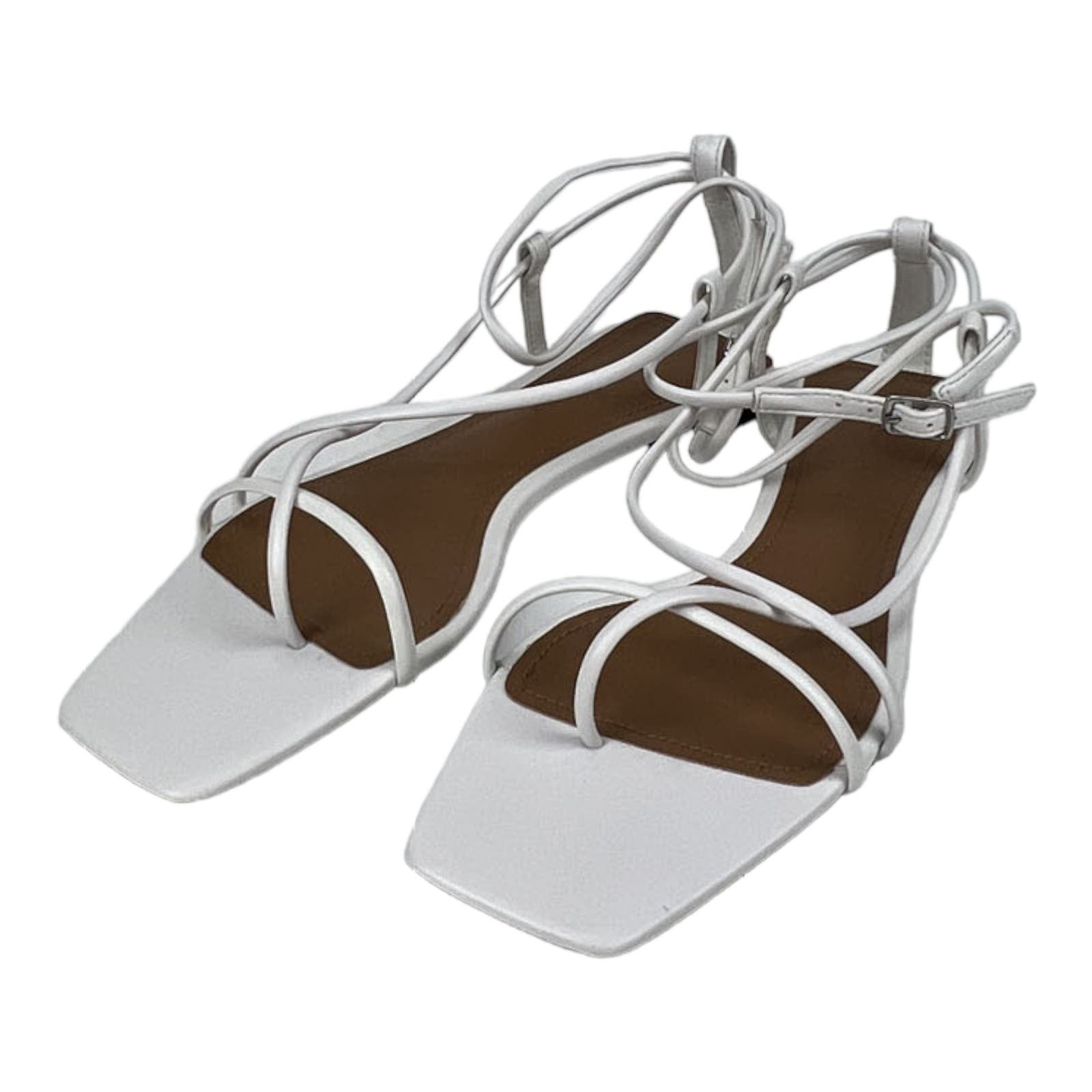 Who What Wear Women US 7 White Straps Flat Gladiator Zander Sandals